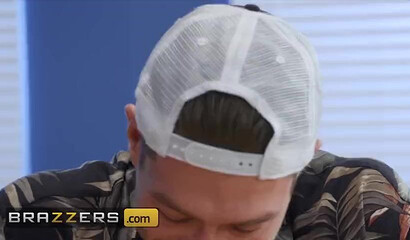 MILF teacher Nicole Aniston banging Riley Reid and hot stud in classroom