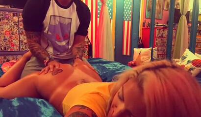 Inked blonde MILF v enjoys in homemade banging with her hubby