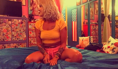 Inked blonde MILF v enjoys in homemade banging with her hubby