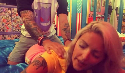 Inked blonde MILF v enjoys in homemade banging with her hubby