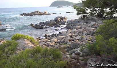 Amateur girl with big tits gets anal banged on the public beach