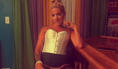 Stepmom in stockings Keri Love riding cock with her perfect round ass