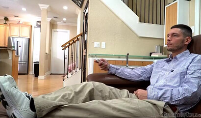 Skinny GF Kyler Quinn blowing and fucking her boyfriend's fat dick