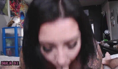 Tattooed PAWG Dahlia Dee gives sloppy head and gets penetrated doggystyle