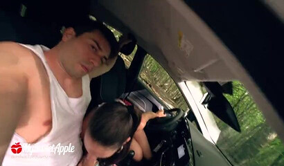 Amateur teenage nympho Mysweetapple fucking her lover's boner in the woods