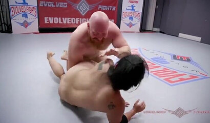 Asian PAWG Song Lee battling strong white dude Thor