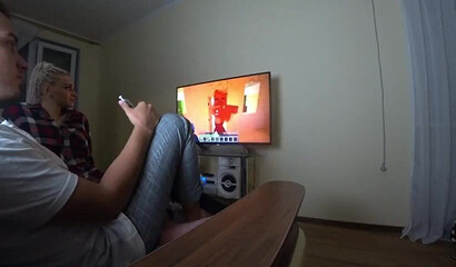 Sexy blonde slut gets anally screwed after playing Minecraft