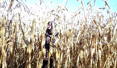 Emo slut in black stockings dildoing her cock hungry vagina outdoors