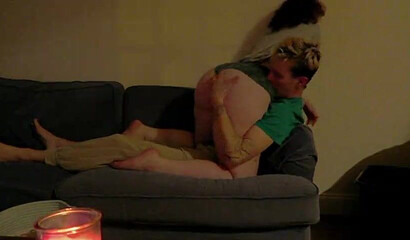 Amateur PAWG gets creampied after being screwed doggy style