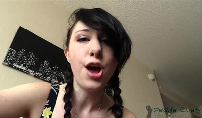 Amateur stunner strips off her cute panties and reveals bubble butt