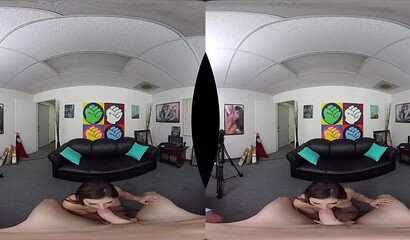 Busty MILF Leah Gotti shows her sex skills at VR sex casting