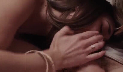Beautiful teen Riley Reid sharing her boyfriend with another sexy doll
