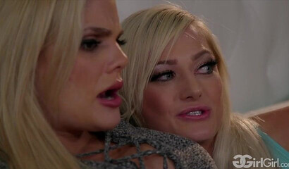 Squirting lesbians Morgan Rain & Katy Jayne in passionate erotic scene