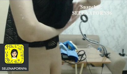 Amateur brunette with harry pussy gets spied on in the bathroom