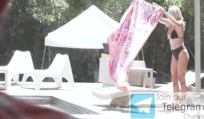 Naturally busty blonde Gabbie Carter gets her meaty cunt nailed deep