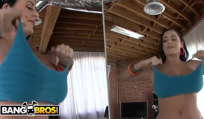 Sexy British PAWG Sophie Dee fucking massive white rod on the sofa