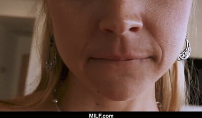 Attractive Dr. Sarah Vandella recovers her patient by pleasing his thick cock