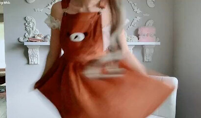 Busty princess Indigo White fingers and dildos her innocent pussy