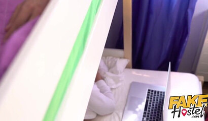 Bootylicious Belgian bombshell Valentina Ricci gets screwed by her roommate