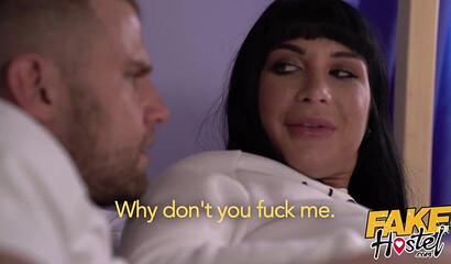 Bootylicious Belgian bombshell Valentina Ricci gets screwed by her roommate