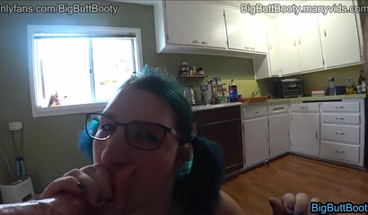 BBW sluts delivers pizza and gets two big dicks for her mouth and cunt
