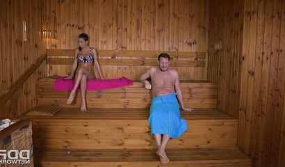 Lucky dude fucks gorgeous natural babe Liya Silver in sauna