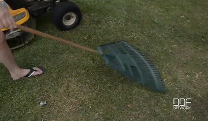 Curvy redhead with big natural boobs Harmony Reigns gets banged outdoors