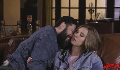 Adorable teen with tiny bosoms Haley Reed enjoys anal fuck