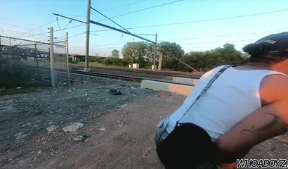 Big booty Brazilian gives her warm twat to horny stranger