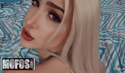 Blonde wavy bitch Skylar Vox rides dick while her big tits bouncing