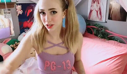 Amateur sister Indigo White sticks sex toy inside her tight butthole