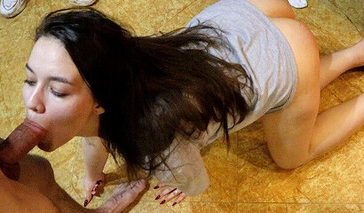 Amateur girl with skinny body gets boned on the bed