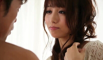Slender brunette Asian gets blind folded and gets pleasured
