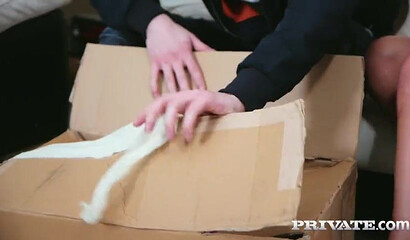 Horny Milf Michelle Thorne Gets Her Big Ass Creampied