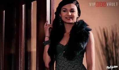 Czech slut in stockings rides until she screams