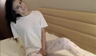 Horny Babes Can't Stop Cumming And Squirting Hard