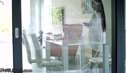 Lustful slut Sherri Collins gets pussy pounded doggystyle