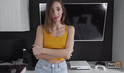 Homemade video of brunette teen getting an unexpected creampie