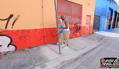 Curvy blonde Bedeli Buttland in an interracial screwing action