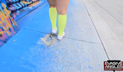 Curvy blonde Bedeli Buttland in an interracial screwing action