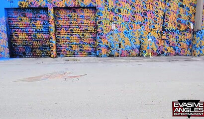 Curvy blonde Bedeli Buttland in an interracial screwing action