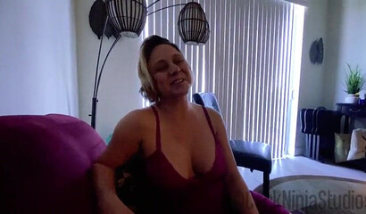 Brianna Beach is a helpful mom fucking her teen stepson