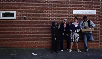 British threesome with Alyssa Divine and Jess West