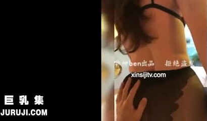 Japanese homemade video of steamy doggystyle fucking and a creampie