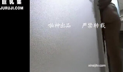 Japanese homemade video of steamy doggystyle fucking and a creampie