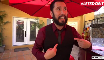 Scamangels Kenzie Taylor and Missy Martinez give a sloppy blowjob