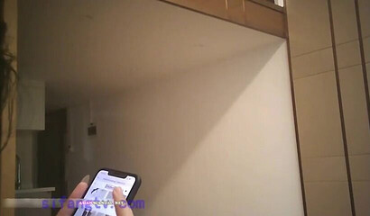 Sexy Amateur Teen Gives A Sloppy Blowjob And Gets Cumshot