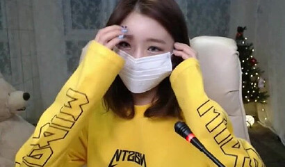 Sexy Asian Brunette Teen Tease Strips On Webcam