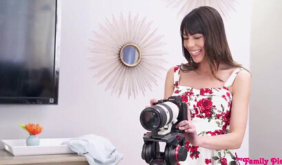 Latina babe invites her girlfriends for a kinky lesbian foursome